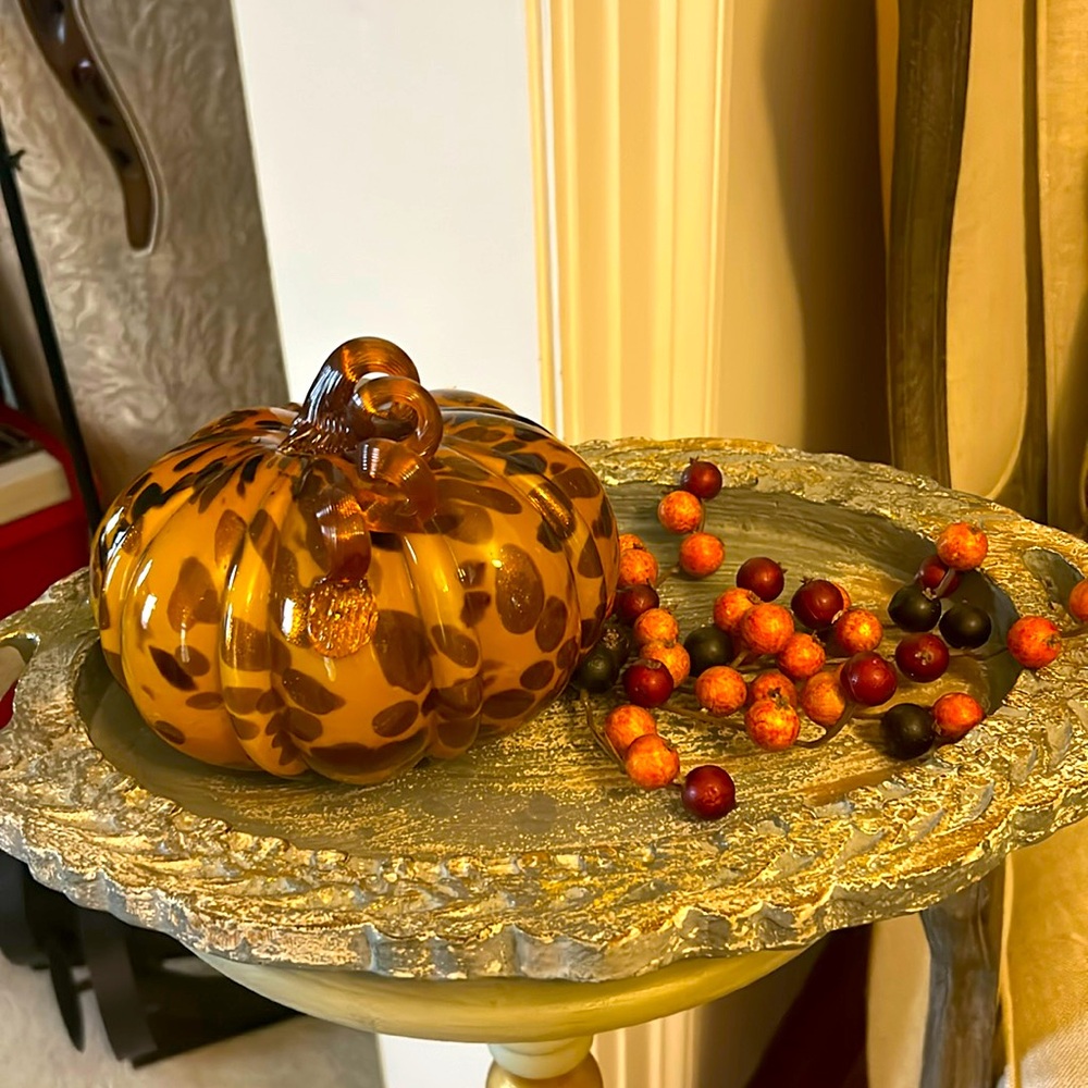 NWT Lavish Home 7” Hand Blown Fall Pumpkin